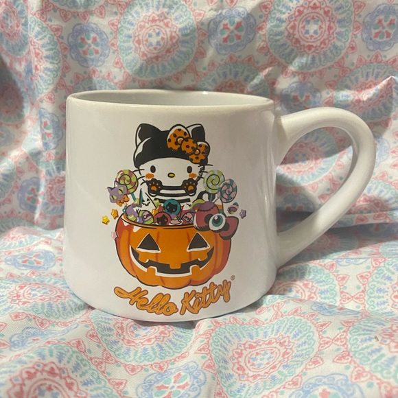 Halloween Hello Kitty Mug coffee sanrio - Picture 1 of 2